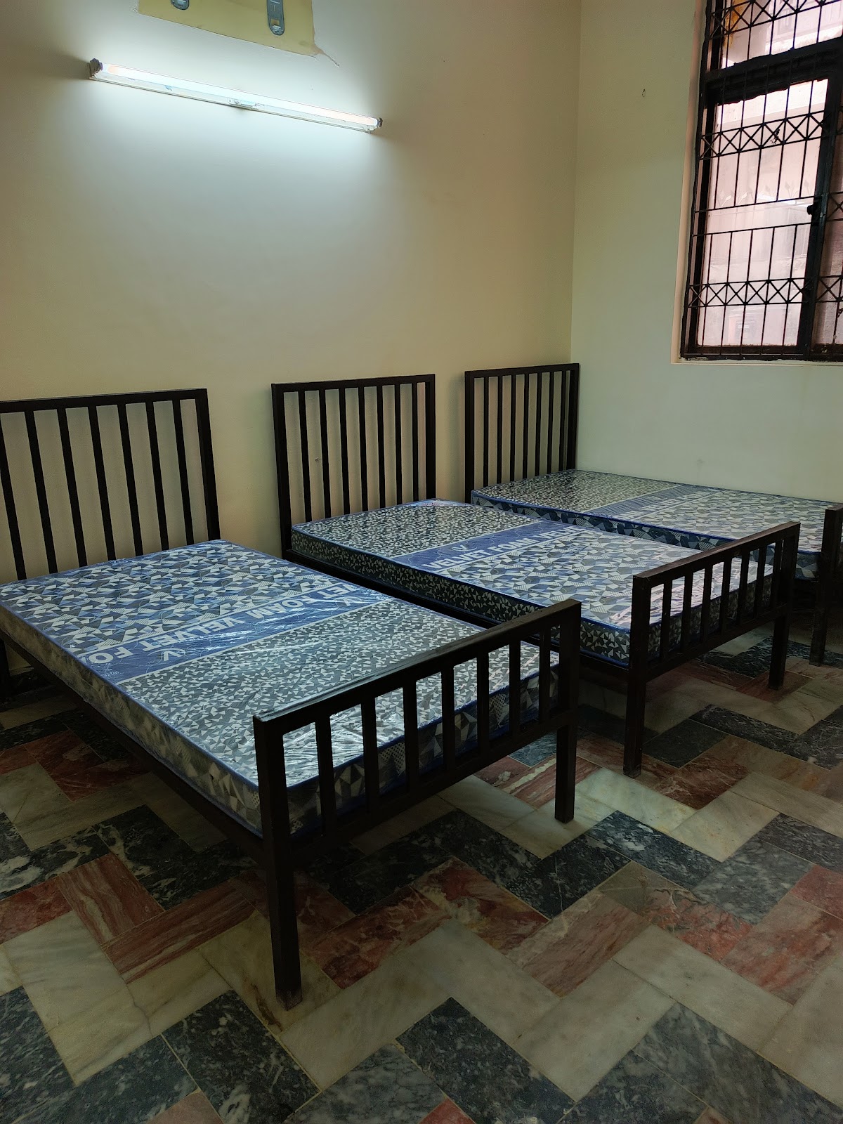 Bliss CSS Girls hostel ,Johar Town Lahore — photo 6