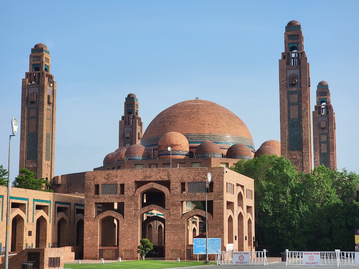 NEXT INN Hotel Apartments - coed hostel in Lahore, Punjab