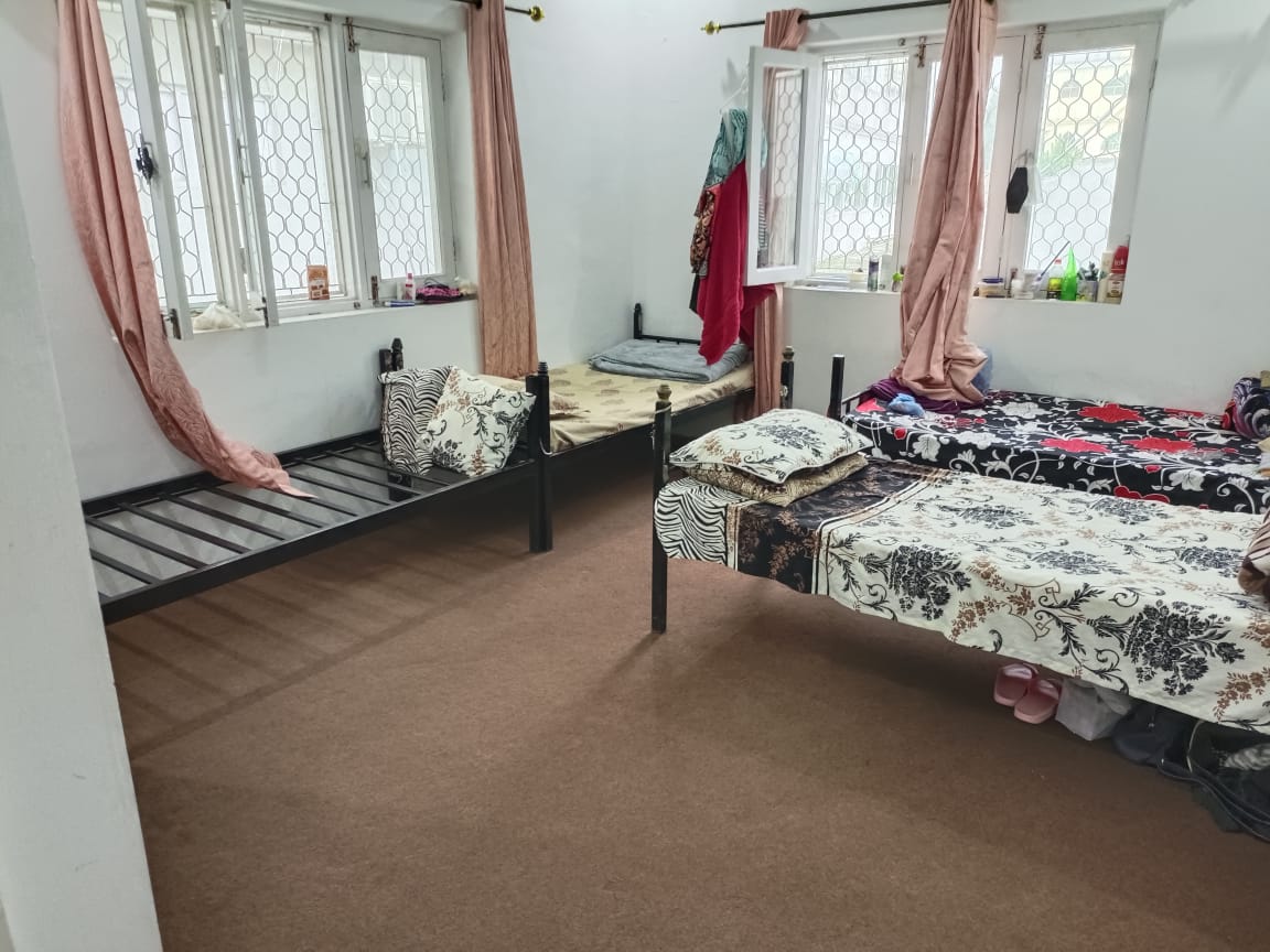 Queen palace girls hostel