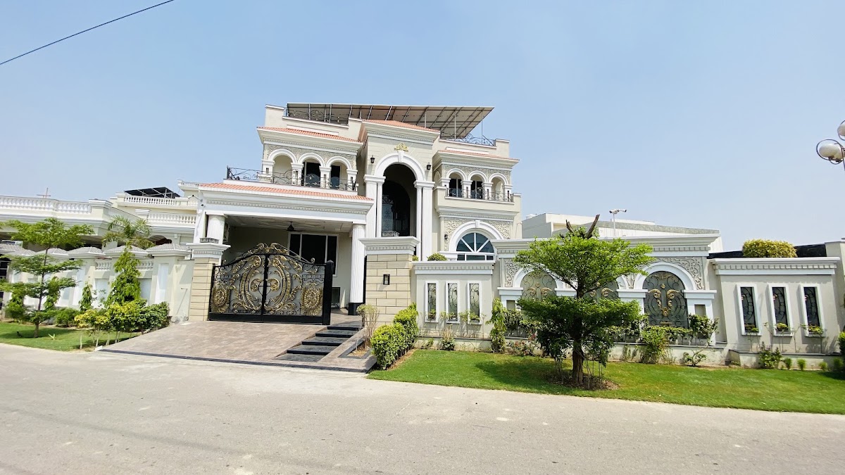 Ursn Villa - coed hostel in Faisalabad, Punjab