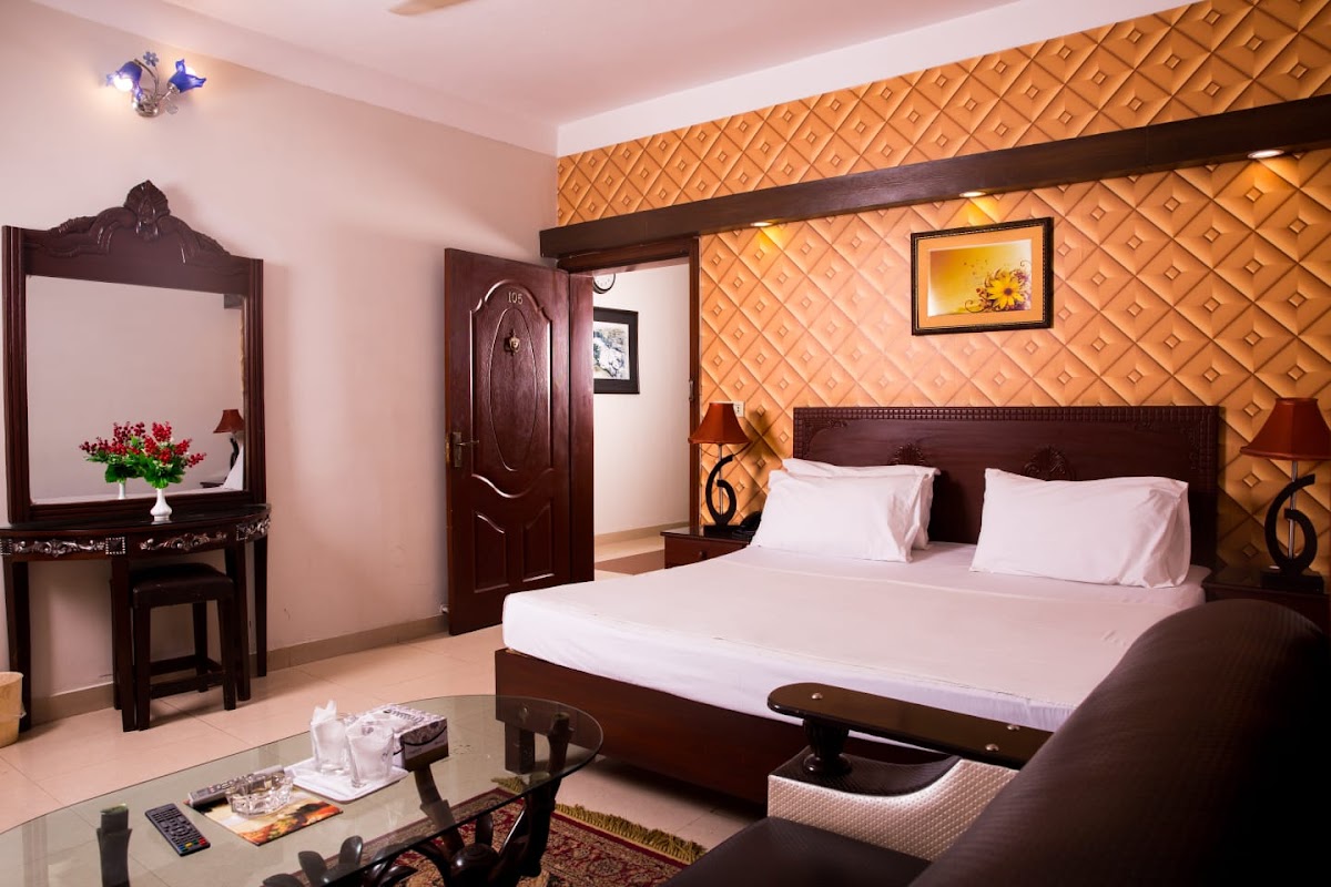 New Chancery Hotel II — photo 6
