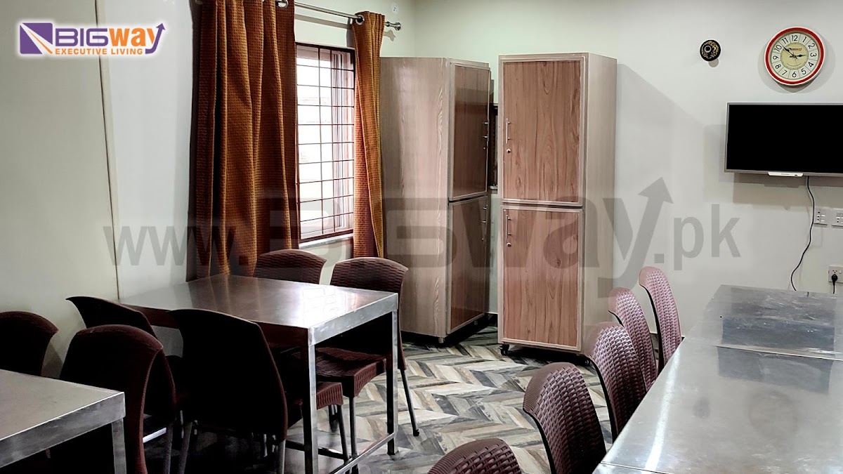 BigWay Girls Hostel (Executive Living) — photo 8