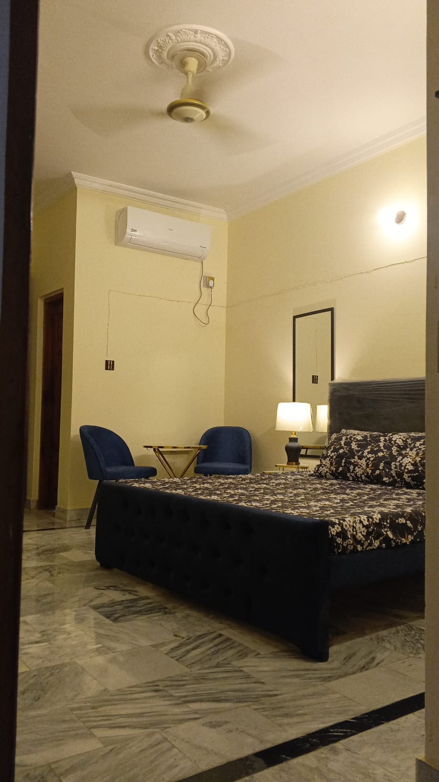 Canadian Guest House & Hotel — photo 6