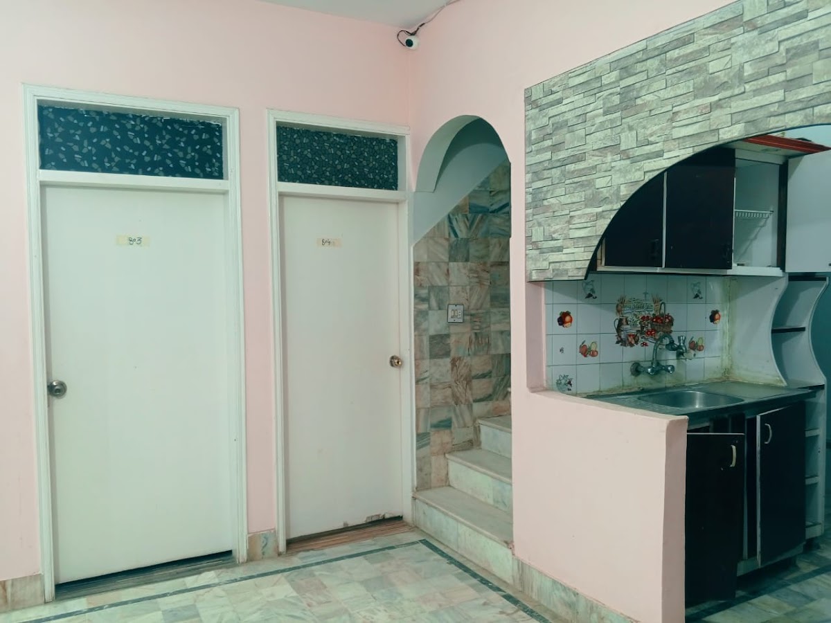 Decent Inn Guest House — photo 6