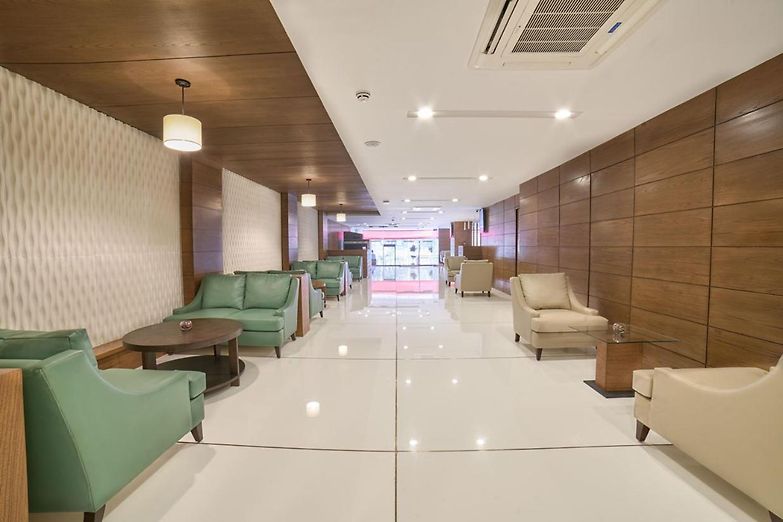 Avari Xpress Gulberg — photo 9