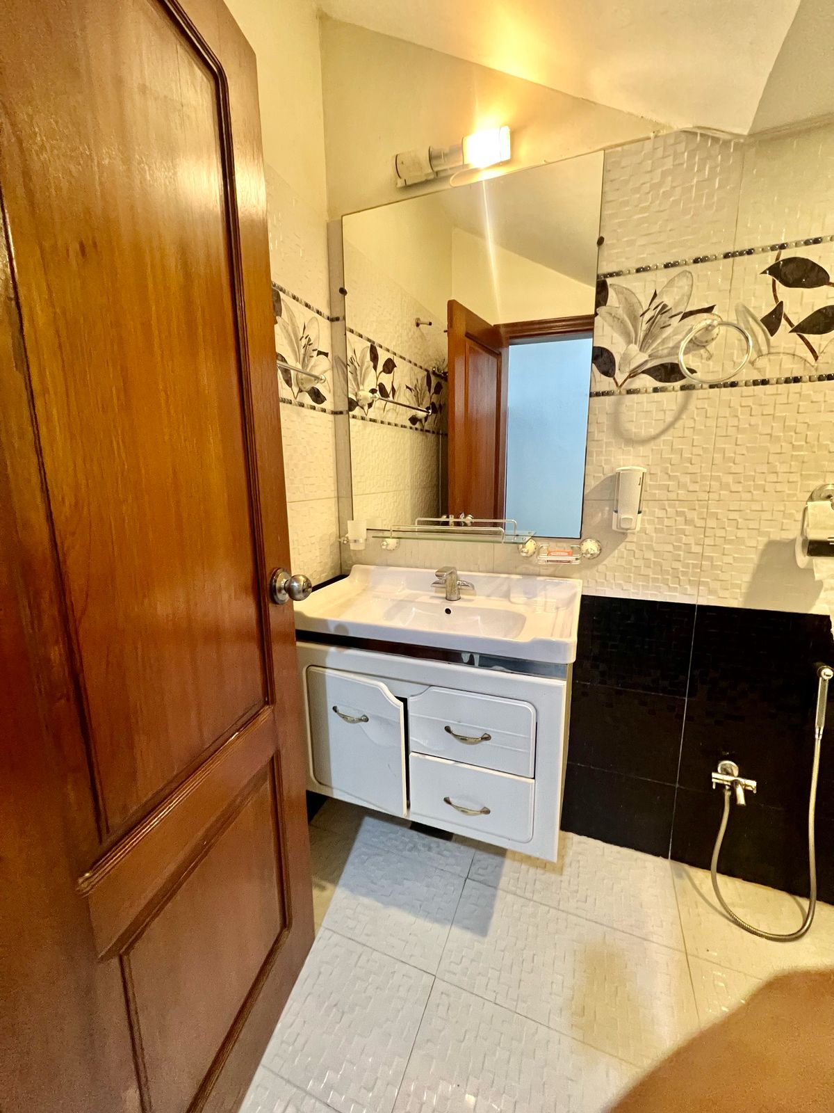 Amada Inn Guest House — photo 8