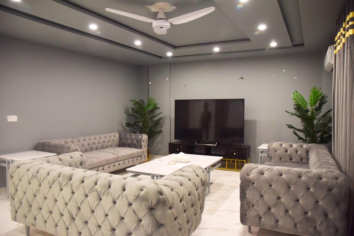 Luxe Suites Bahria Town Lahore — photo 8