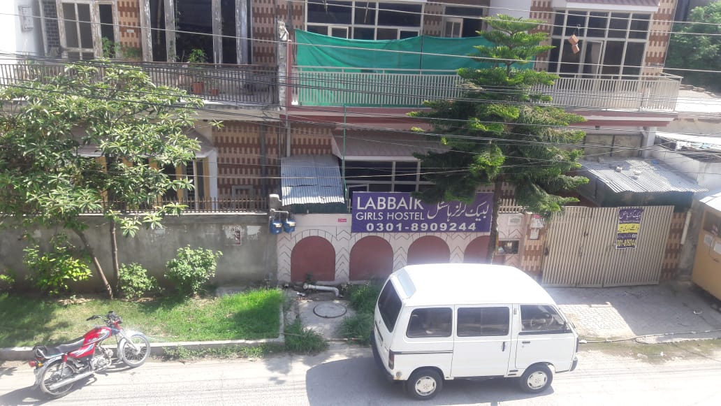 Sareena Girls Hostel