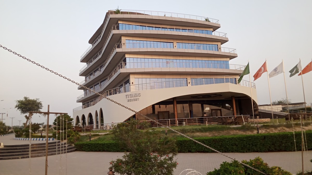 Titanic Resort Faisalabad