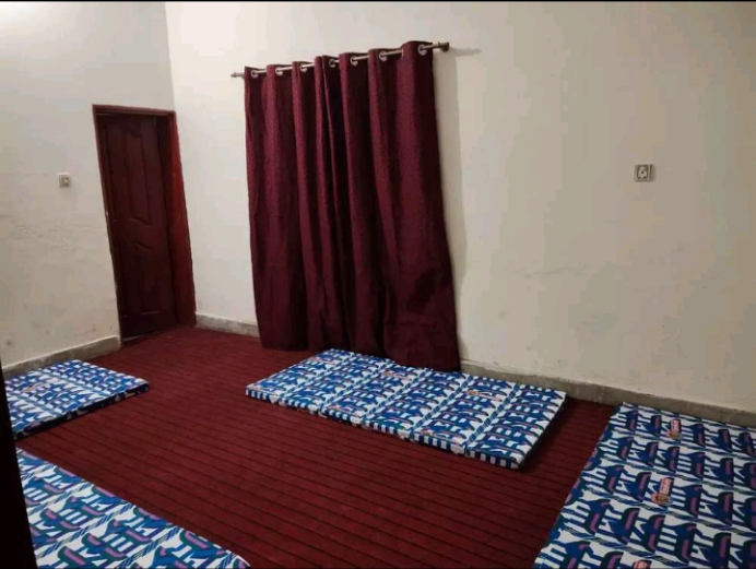 IT BOYS HOSTEL