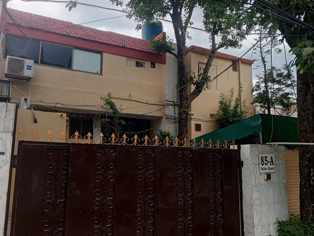 AK Hotel of Guest House - coed hostel in Lahore, Punjab