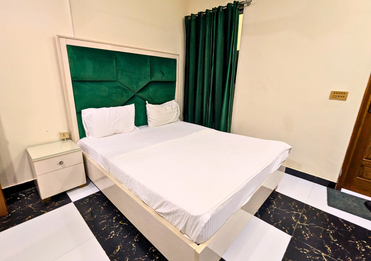 Dove Inn Hotel R1 — photo 9
