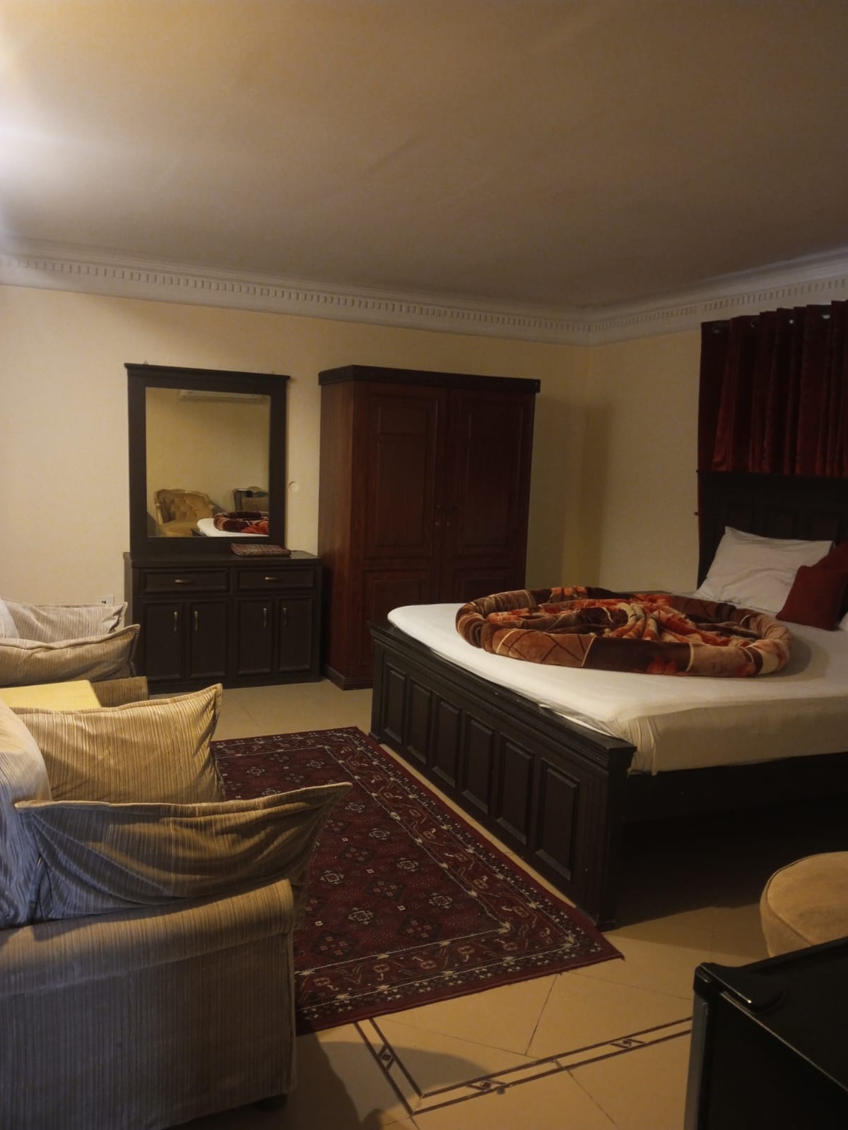 Continental House — photo 7