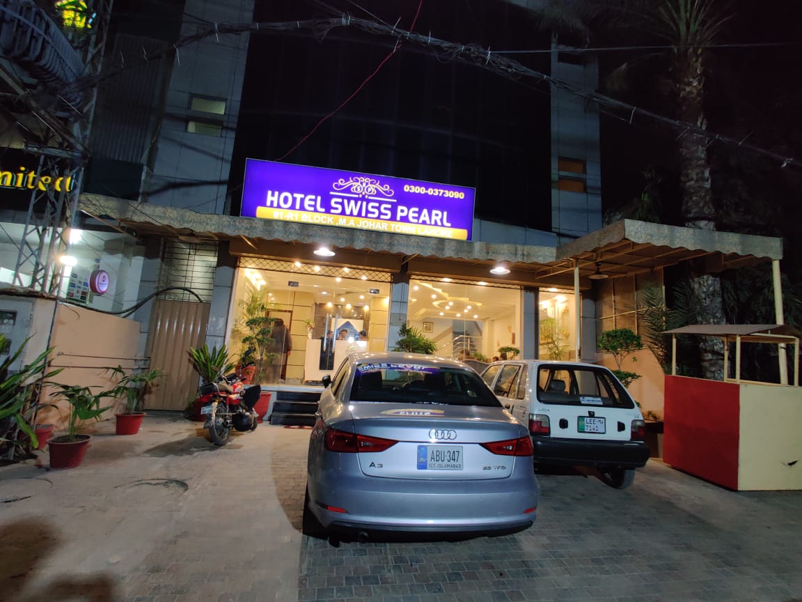 Hotel Swiss Pearl
