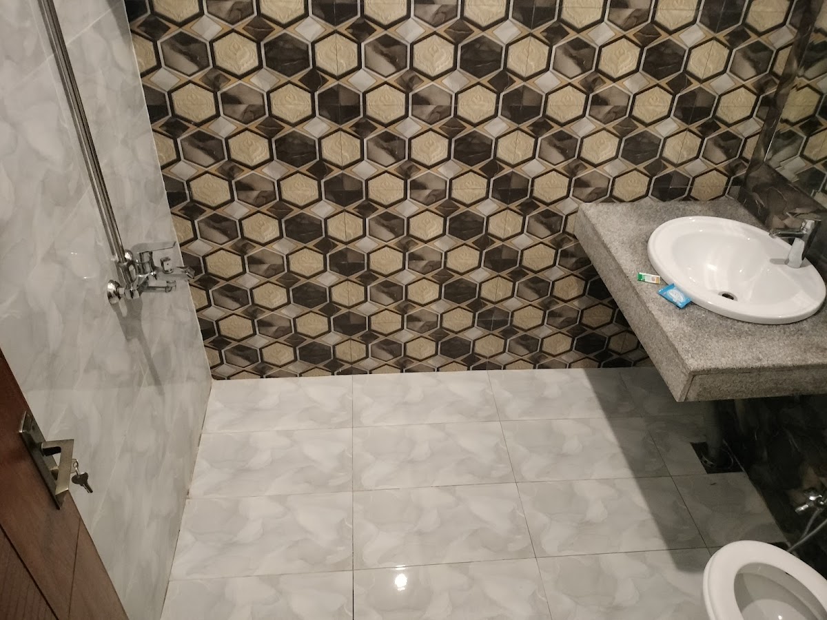 Dove Inn Hotel Kalma Chowk — photo 7