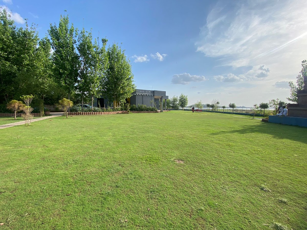 Eight Brothers Farm House - coed hostel in Islamabad, Capital Territory