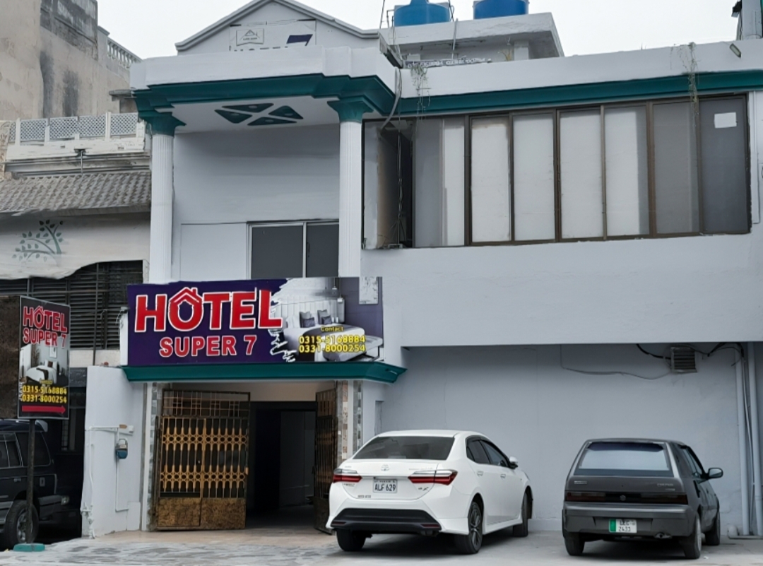 Hotel Super Seven