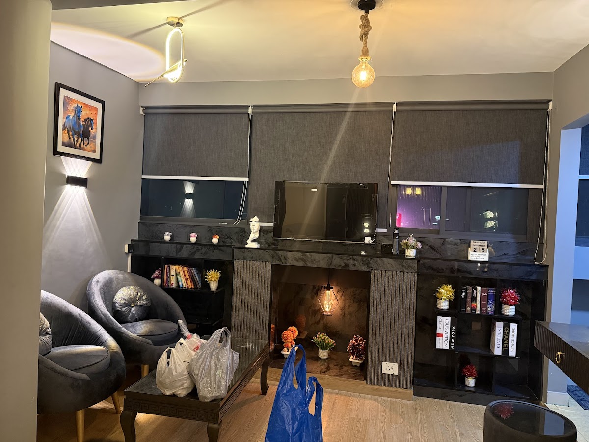 Heaven Studio Apartment Gulberg — photo 9