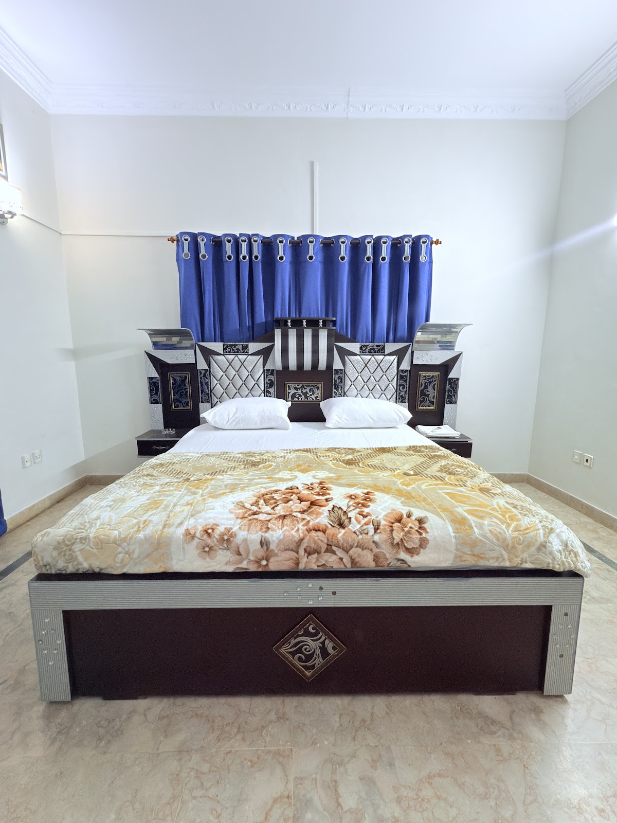 The Orient Palace guesthouse — photo 7