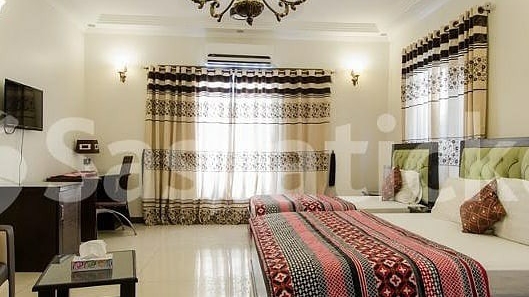 Hotel Elegance 1