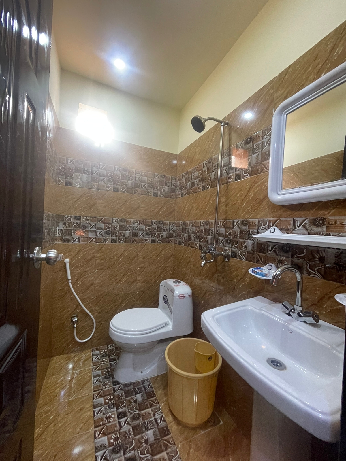 Royal Palace Hotel, Faisal Town — photo 6