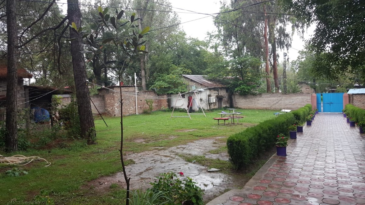 SF Girls Hostel — photo 9