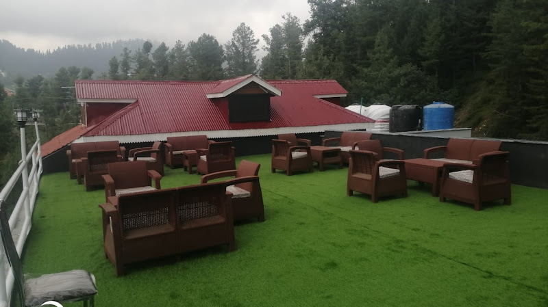 Perfect Place Hotel Nathiagali - boys hostel in Nathia Gali, Khyber Pakhtunkhwa