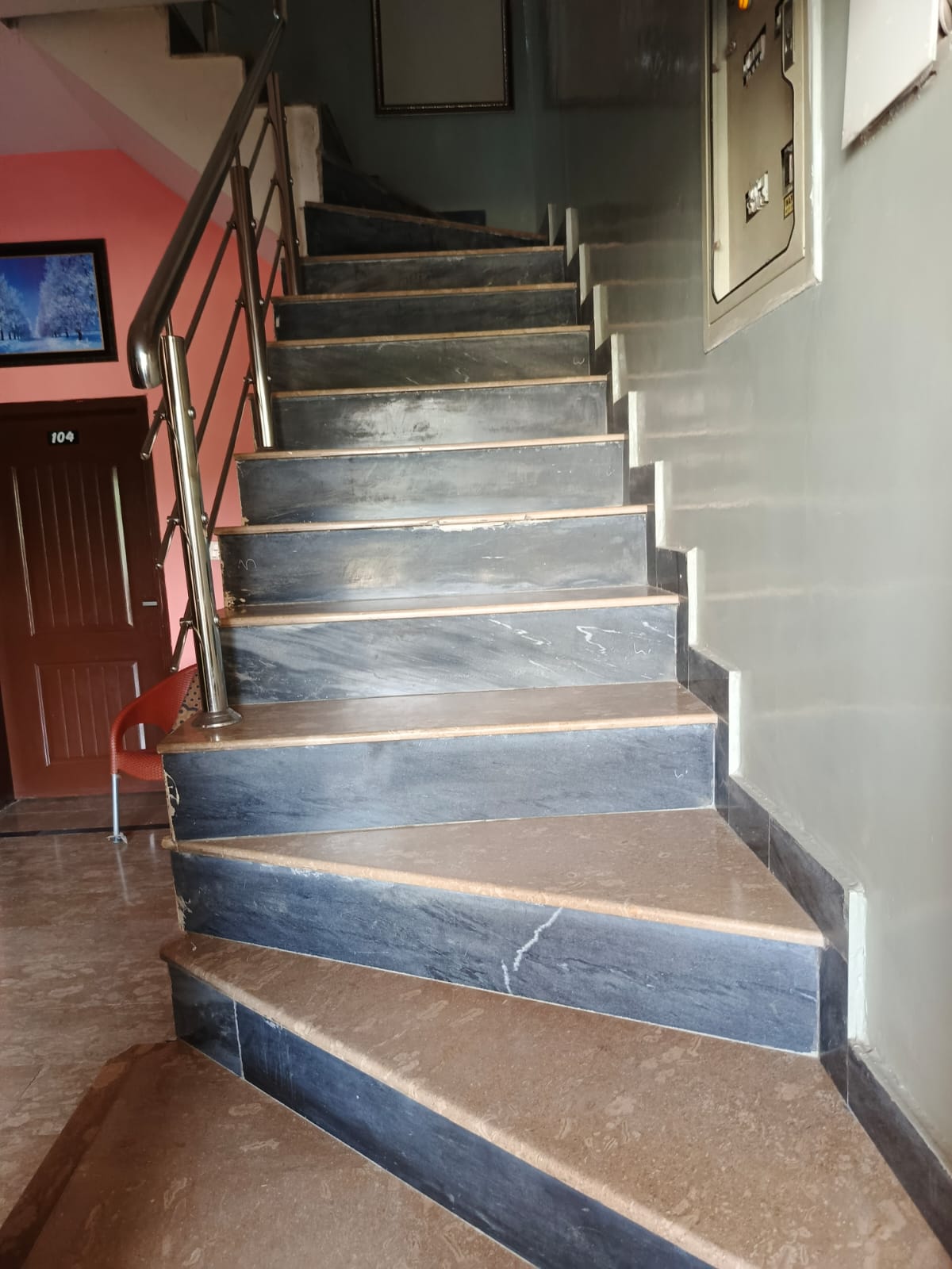 OYO Second Home Family Hotel — photo 7