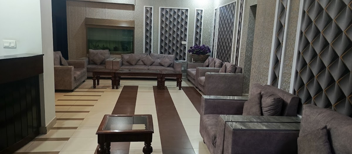 Bait ul hareem girls hostel F-8/3 11c — photo 8