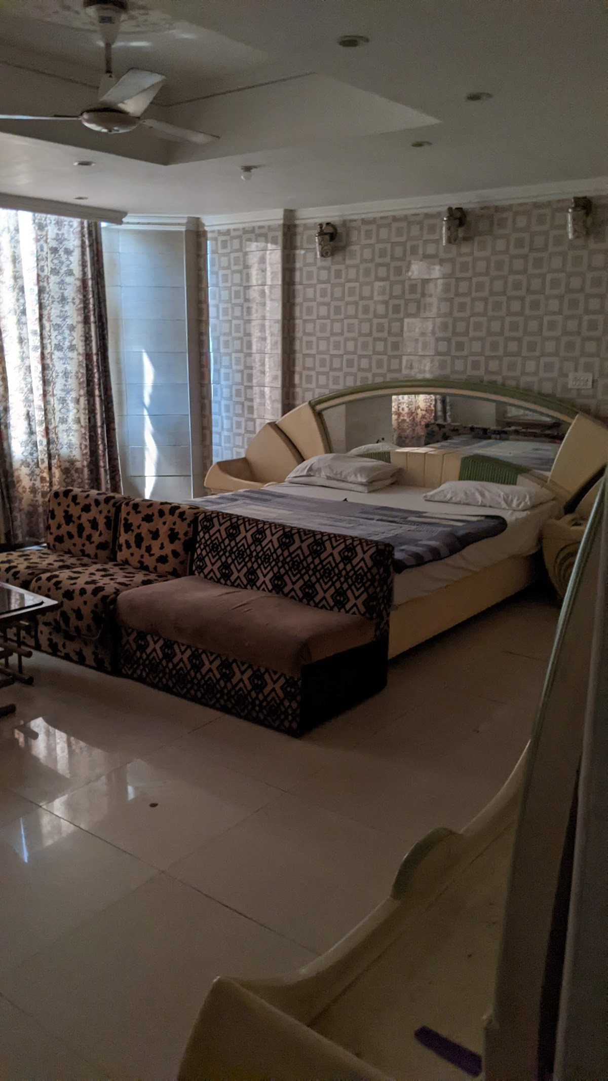 Hotel Alpine Lahore — photo 8