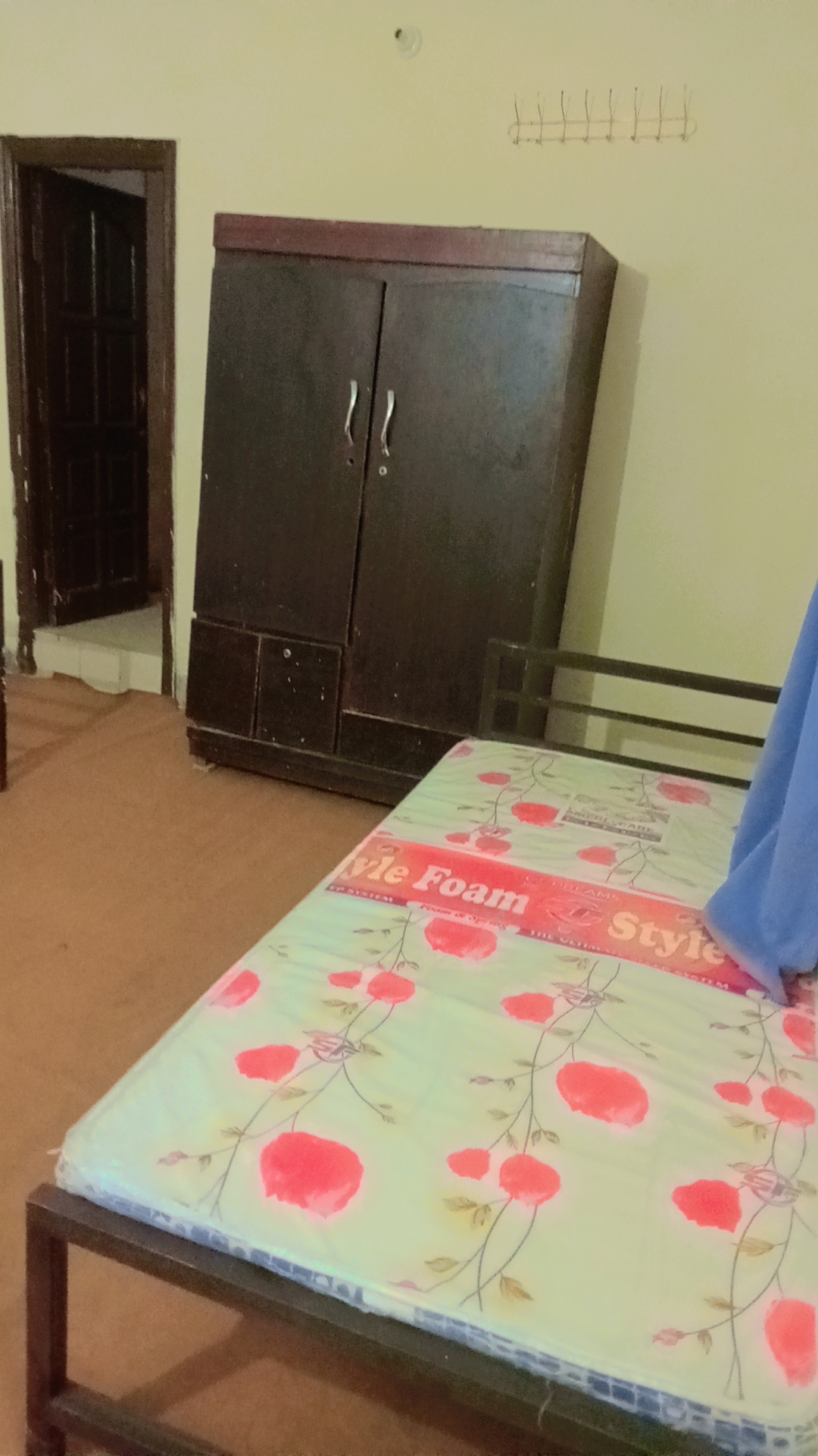 Queen Girls Hostel