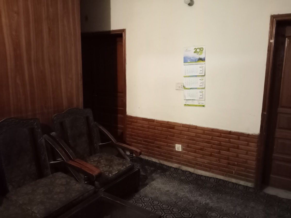 Bachelor's Inn Boys Hostel — photo 9
