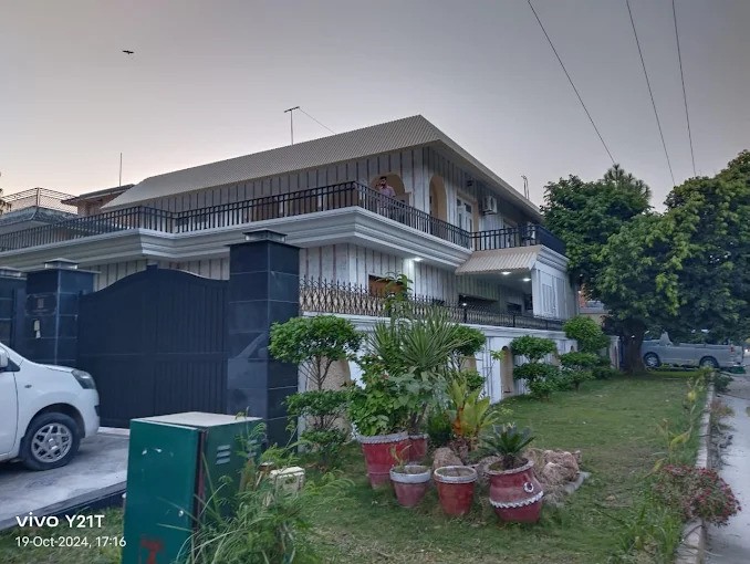Islamabad Inn Guest House F-10 - coed hostel in Islamabad, Capital Territory