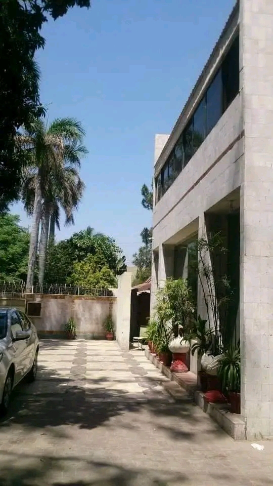 Hotel Luxury Palace