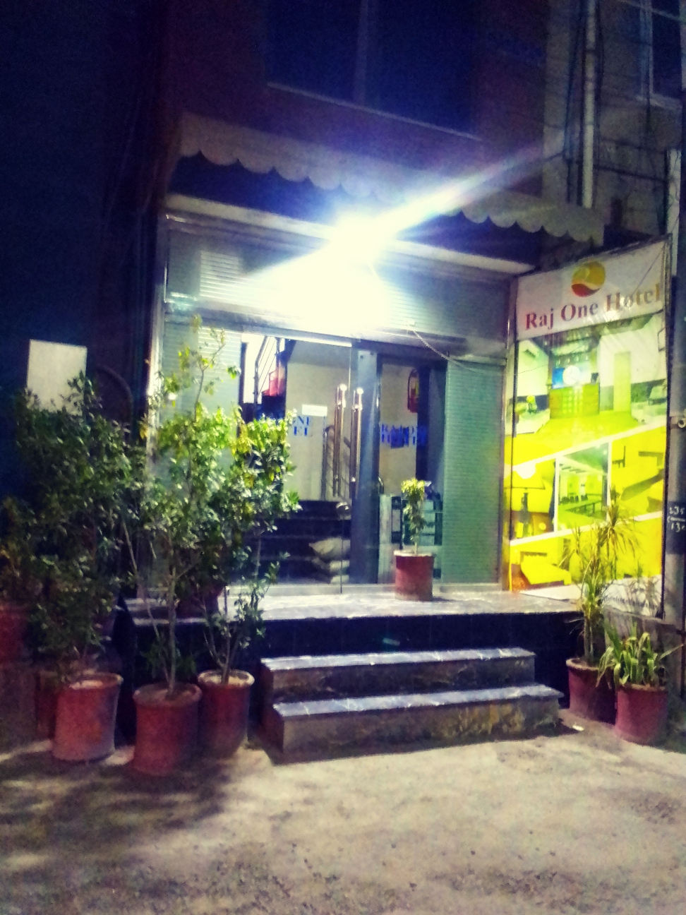 Raj One Hotel — photo 9