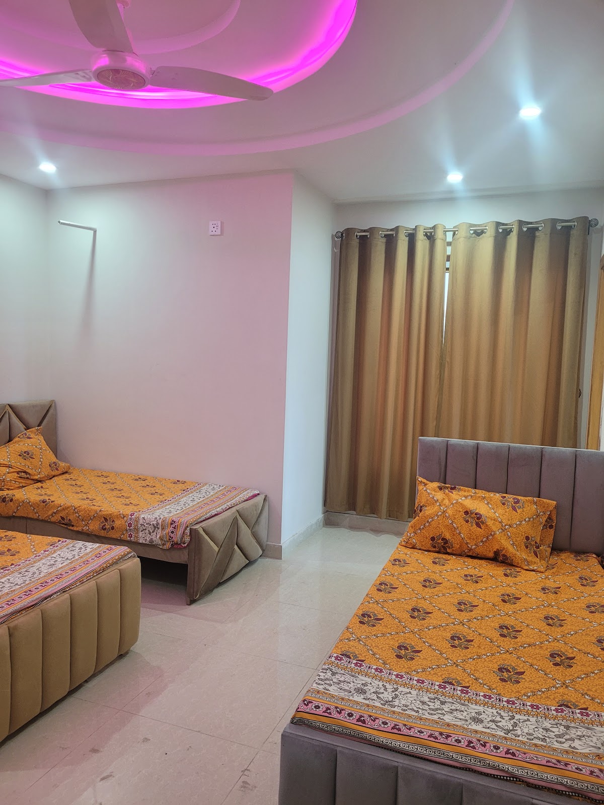 peaceful girls hostel — photo 10