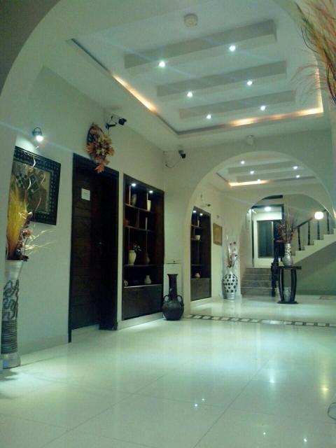 Executive Palace Guest House — photo 7