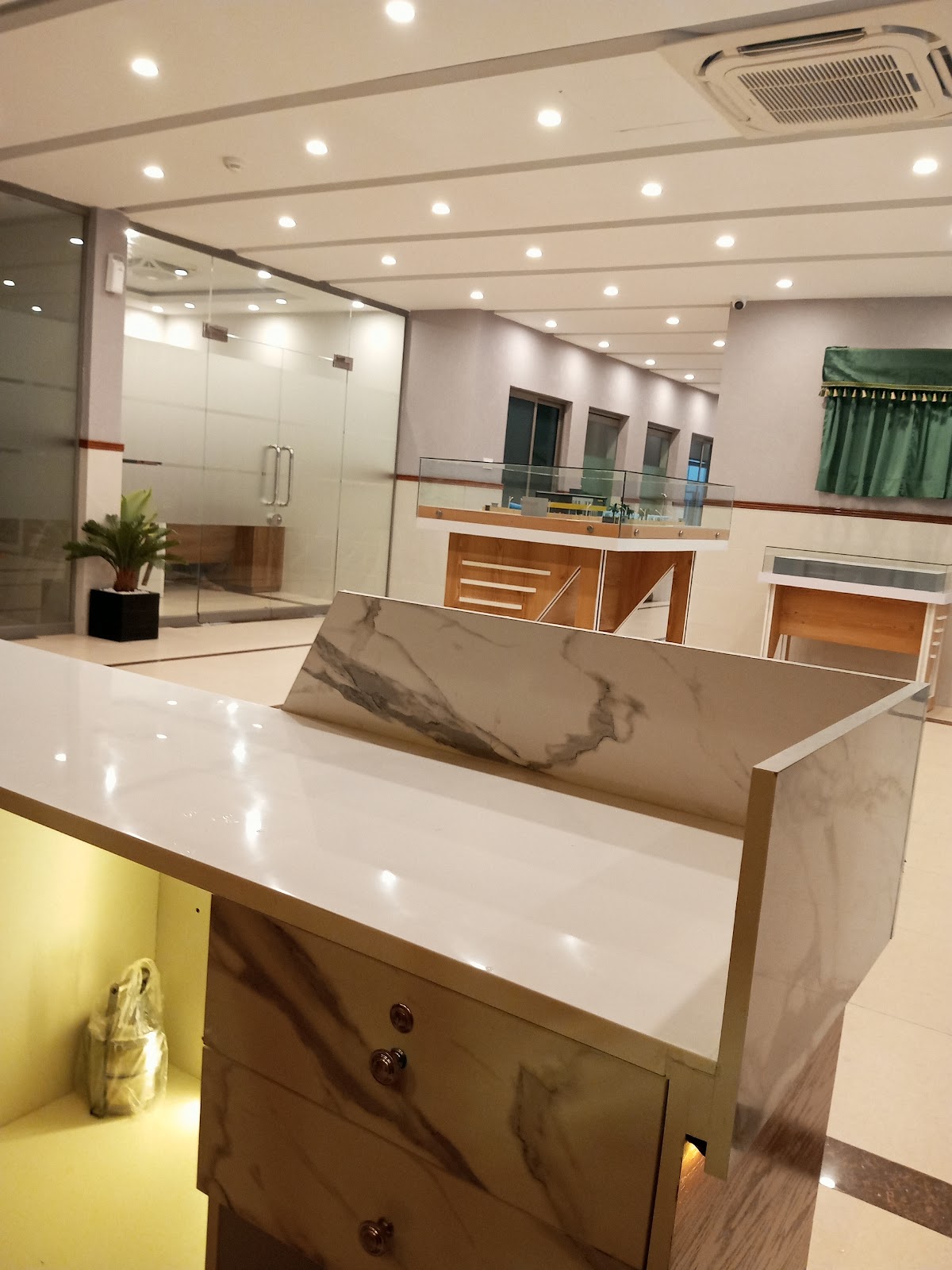 Executive Palace Guest House — photo 9