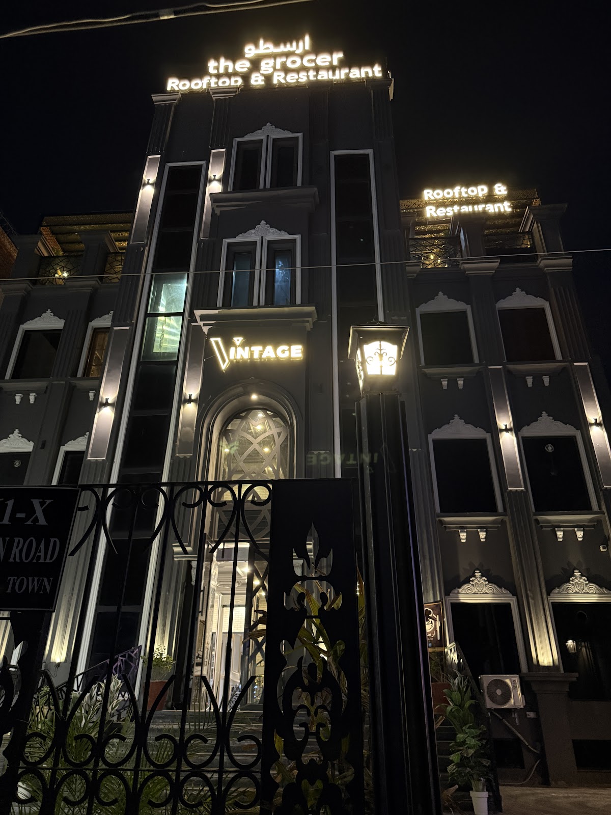 vintage luxury hotel — photo 8