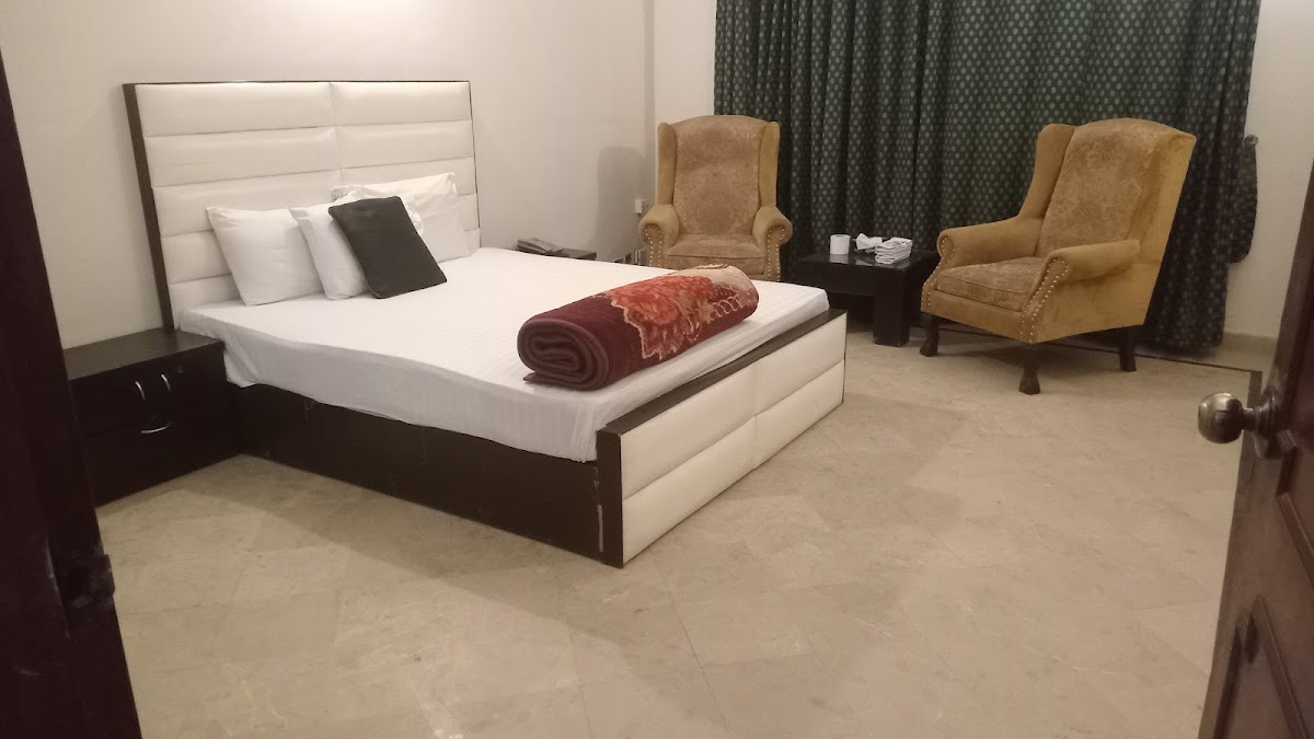 Hotel Versa Apartment and Lodges Lahore — photo 6