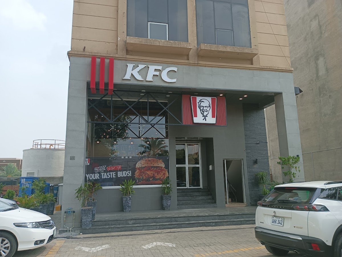 Hotel Versa Apartment and Lodges Lahore