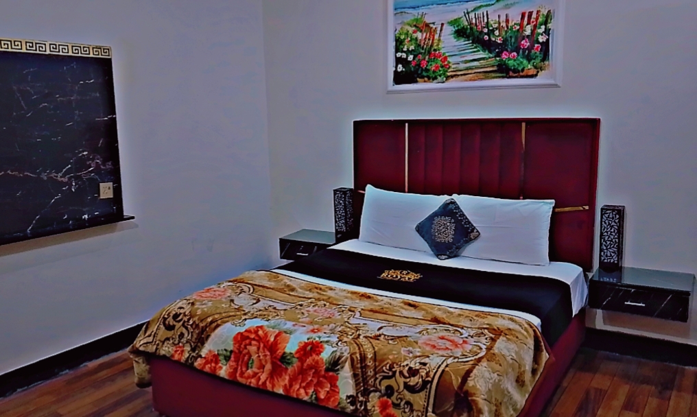 Falcon Hotel — photo 6
