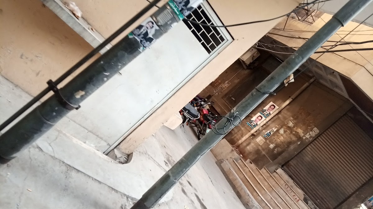M Umer Boys Hostel