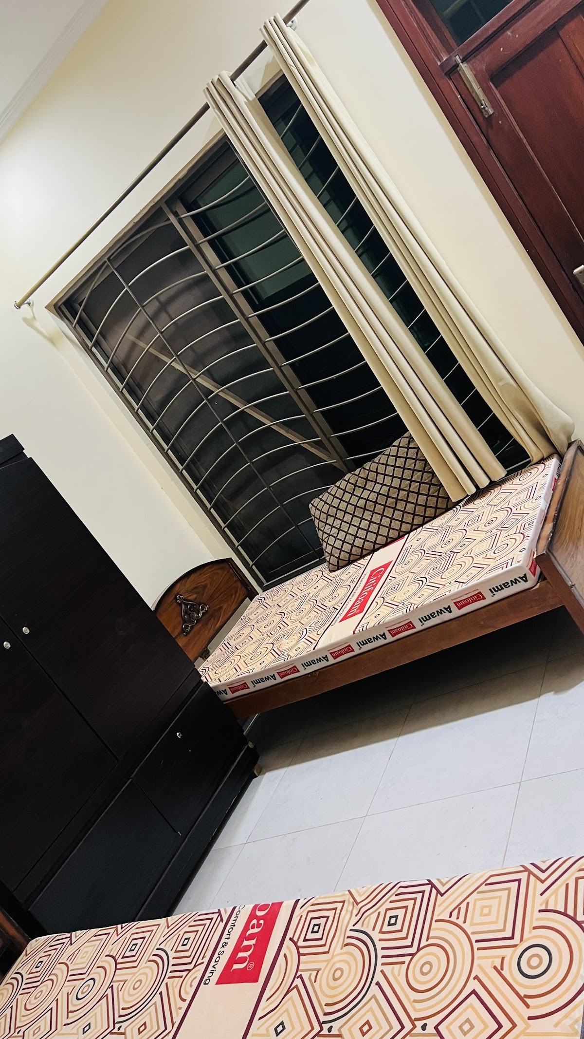 Disney girls hostel — photo 6