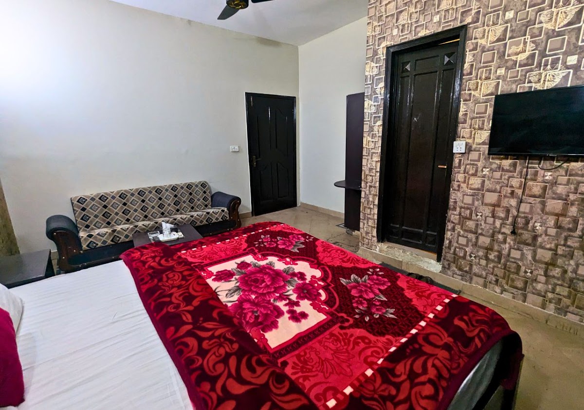 Hayat Palace Hotel Gulberg Lahore — photo 7