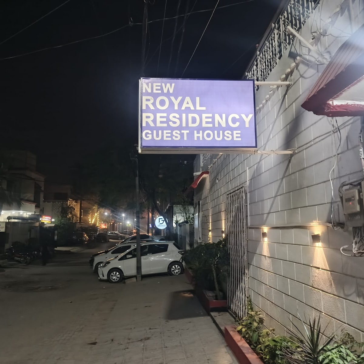 New Royal Residency Guest House Karachi