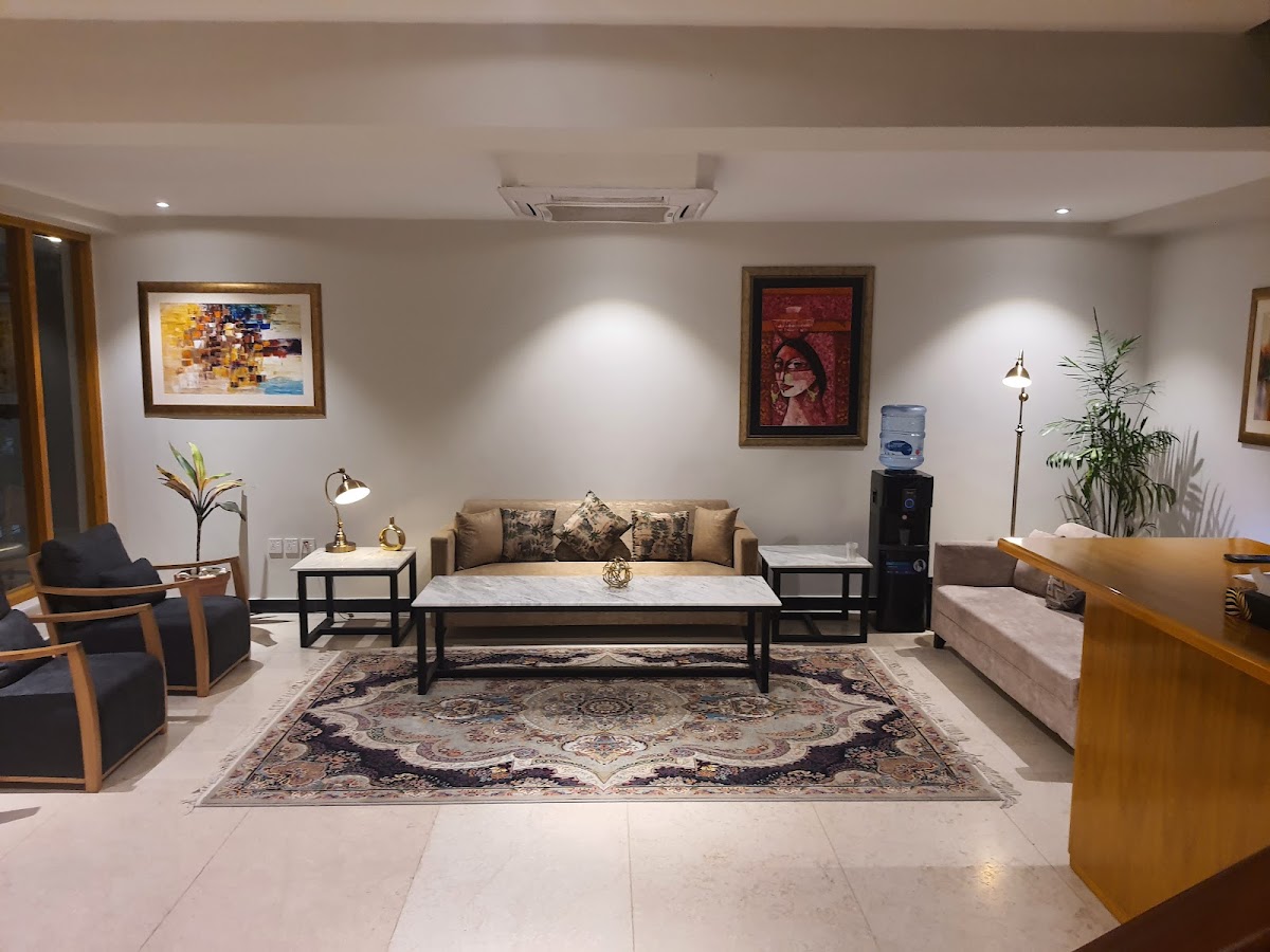 The Avenue hotel — photo 10