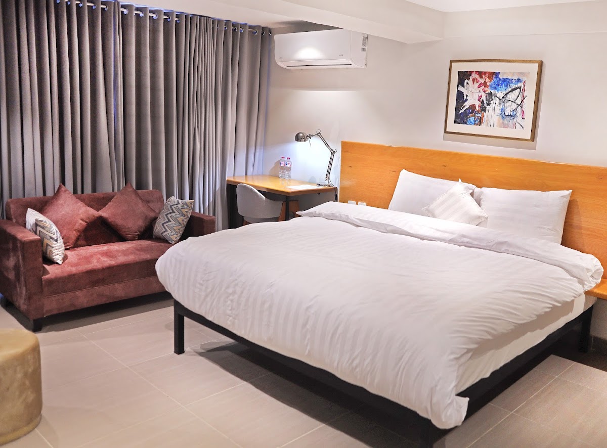 The Avenue hotel — photo 9