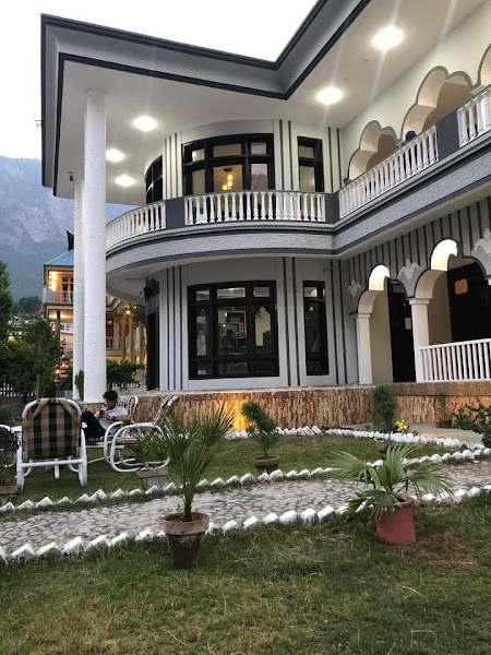 Hotel Pameer Kalam