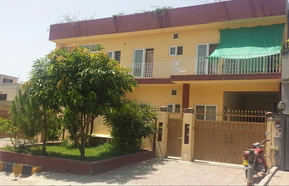 Baba Jee Guest House E-11/3 - coed hostel in Islamabad, Capital Territory